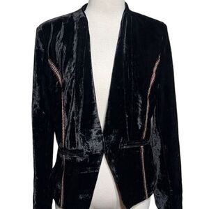 WYLDR NWT Black Crushed Velvet Blazer Jacket size Medium